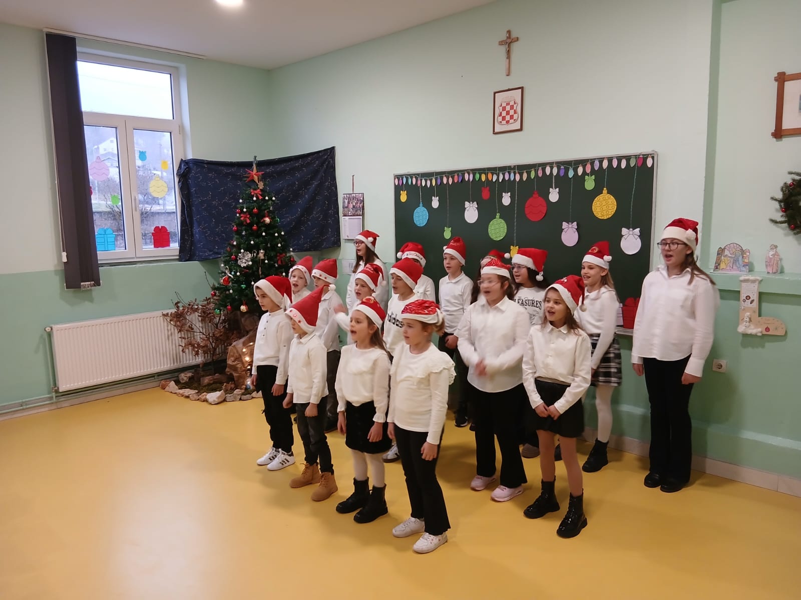 Božićna priredba u PŠ Gradac